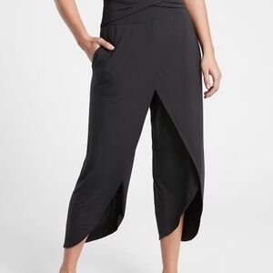 Athleta Release Black Wrap-Style Cropped Pants